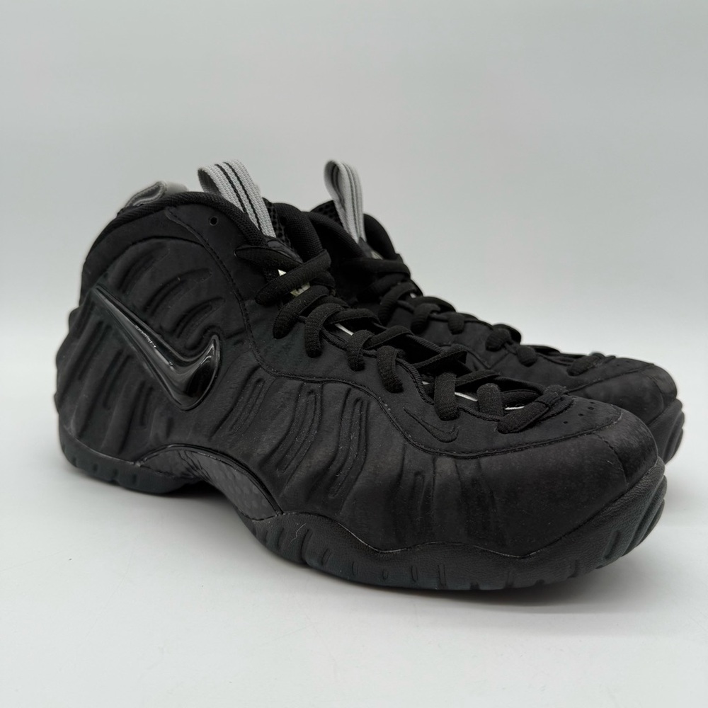 Nike Foamposite Zoom Triple Black Sneakers DH4681-001 Mens Size 9.5 New